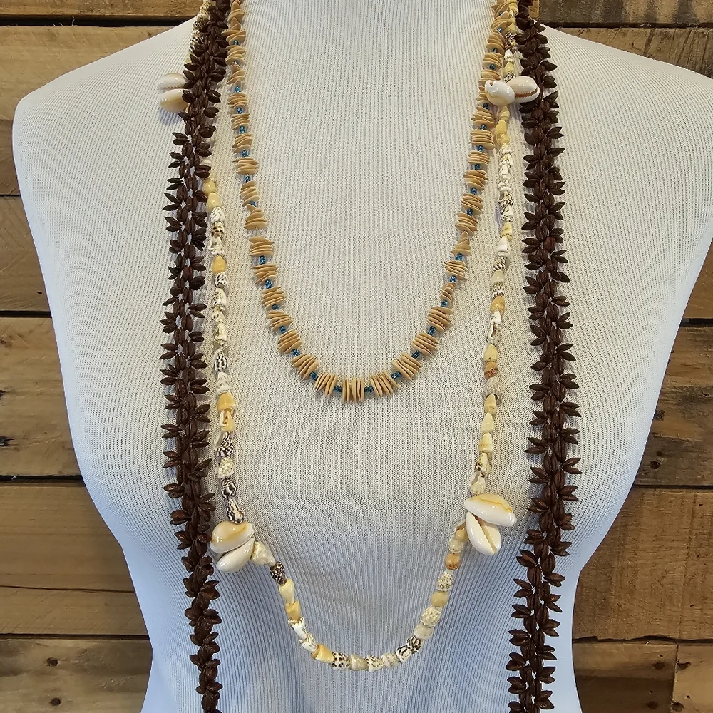 Set of 3 Vintage shell & seed necklaces in natural white, tan & brown